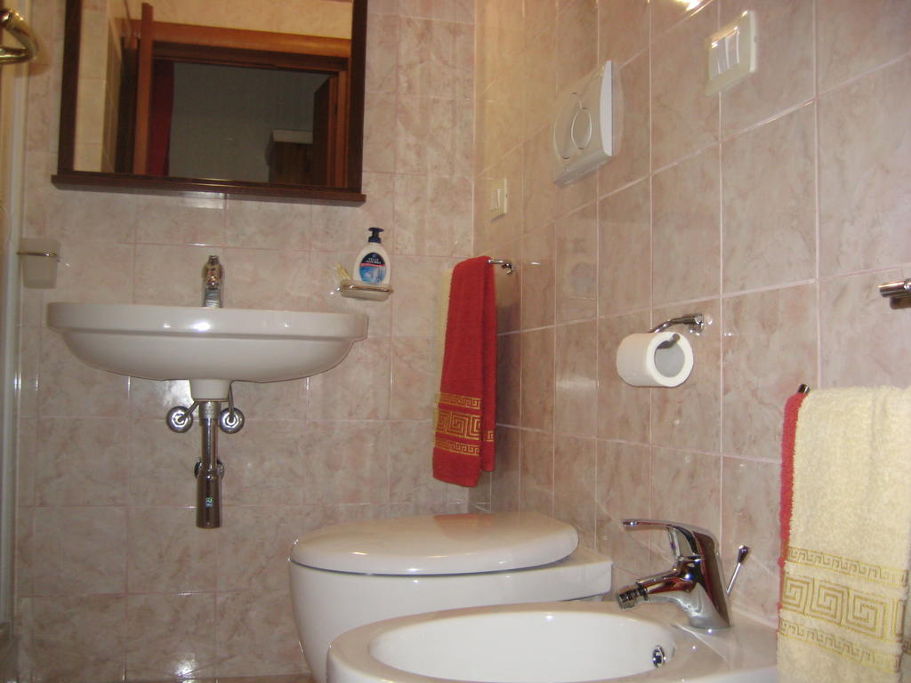 Grekal Bed Salento Bed and Breakfast Porto Cesareo Kamer foto